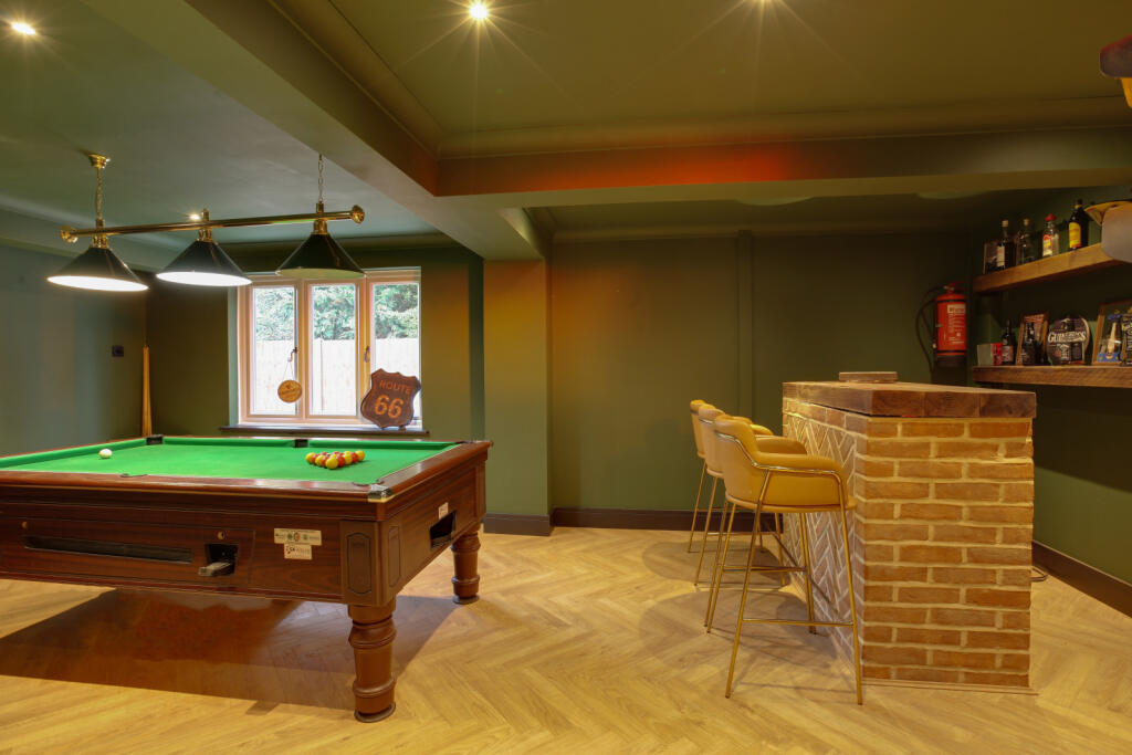 Additional property image - Braintree Road, Felsted, CM6