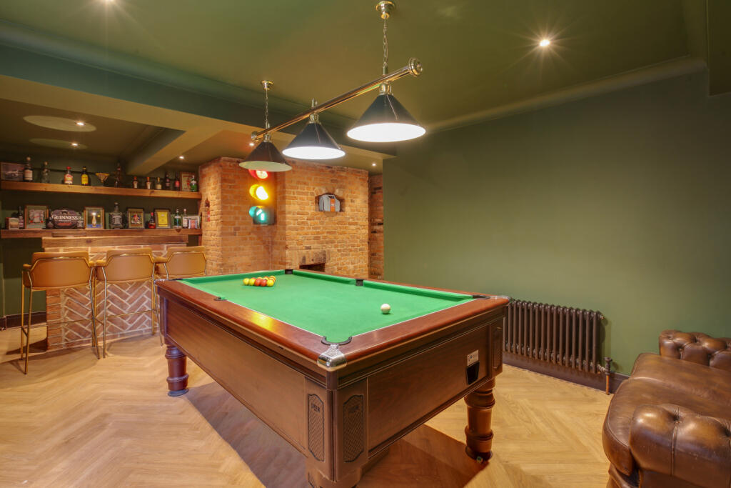 Additional property image - Braintree Road, Felsted, CM6