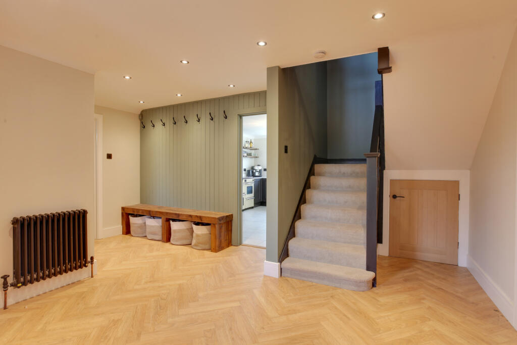 Additional property image - Braintree Road, Felsted, CM6