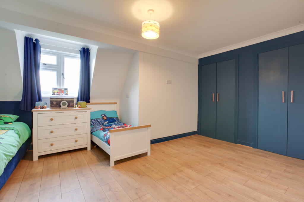 Additional property image - Braintree Road, Felsted, CM6