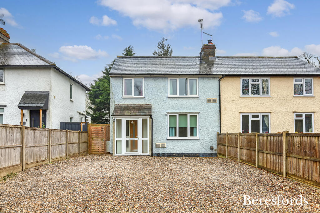 3 bedroom semi-detached house