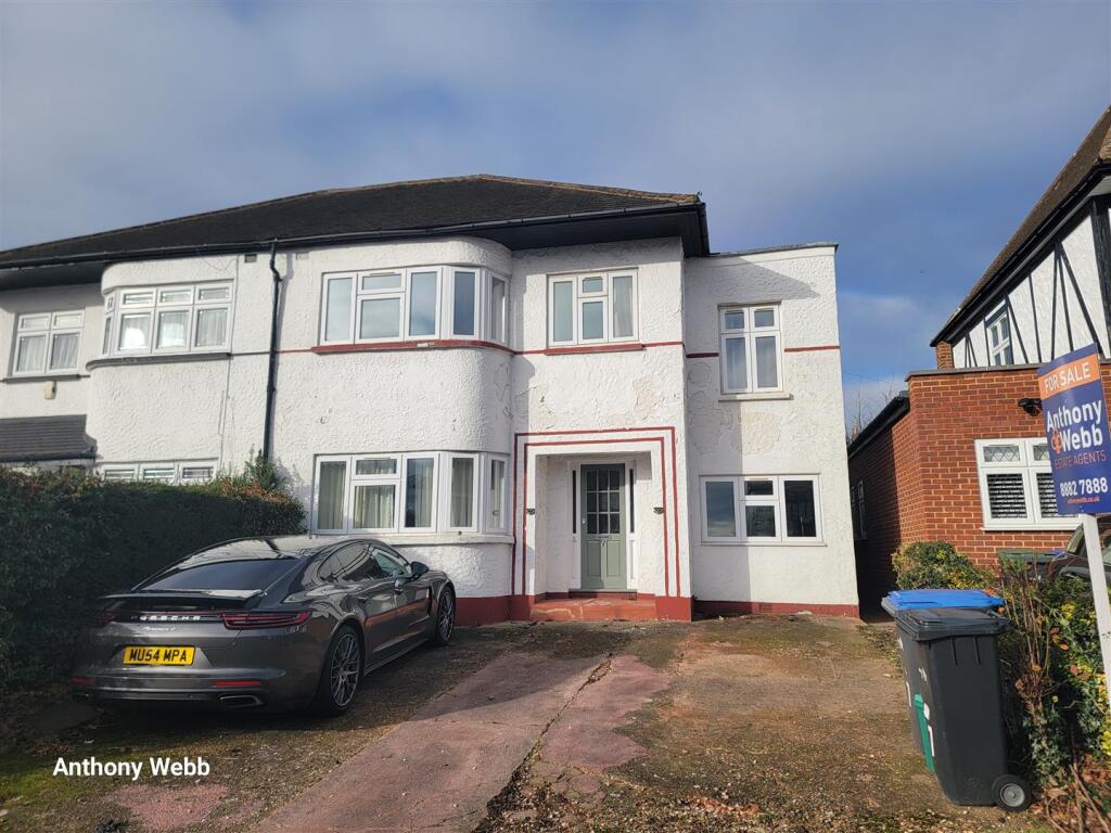 Main image of property: Belgrave Gardens, Oakwood, N14