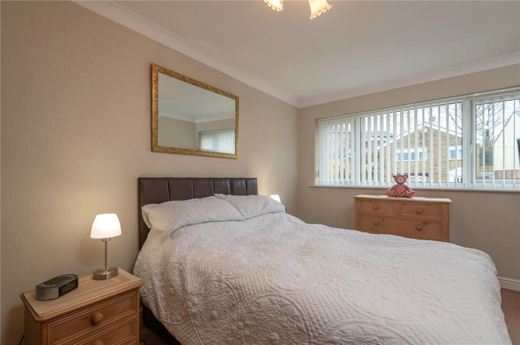 3 bedroom semidetached house for sale in Scarr End Lane, Dewsbury, WF13