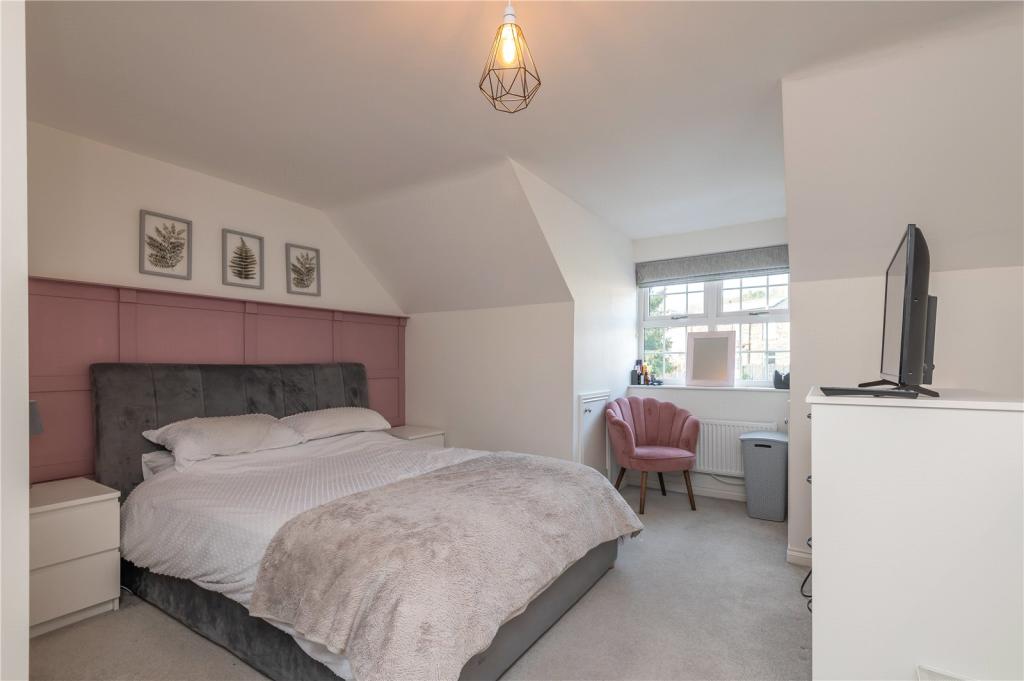 3 Bedroom Semi Detached House For Sale In Jilling Ing Grove Dewsbury 
