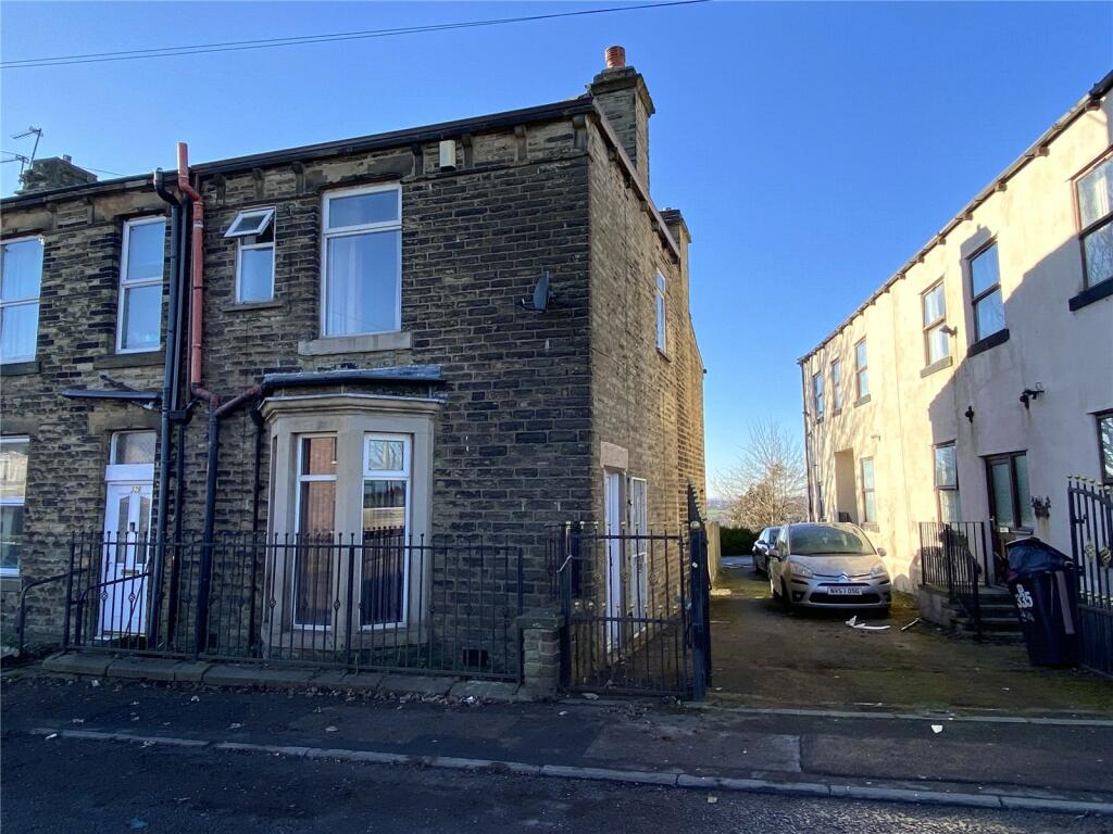 Main image of property: Staincliffe Road, Dewsbury, WF13
