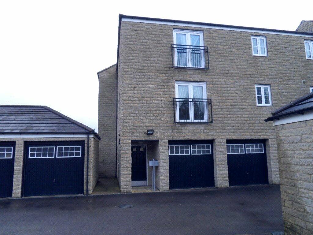 Main image of property: Rotary Close, Dewsbury, West Yorkshire, WF13