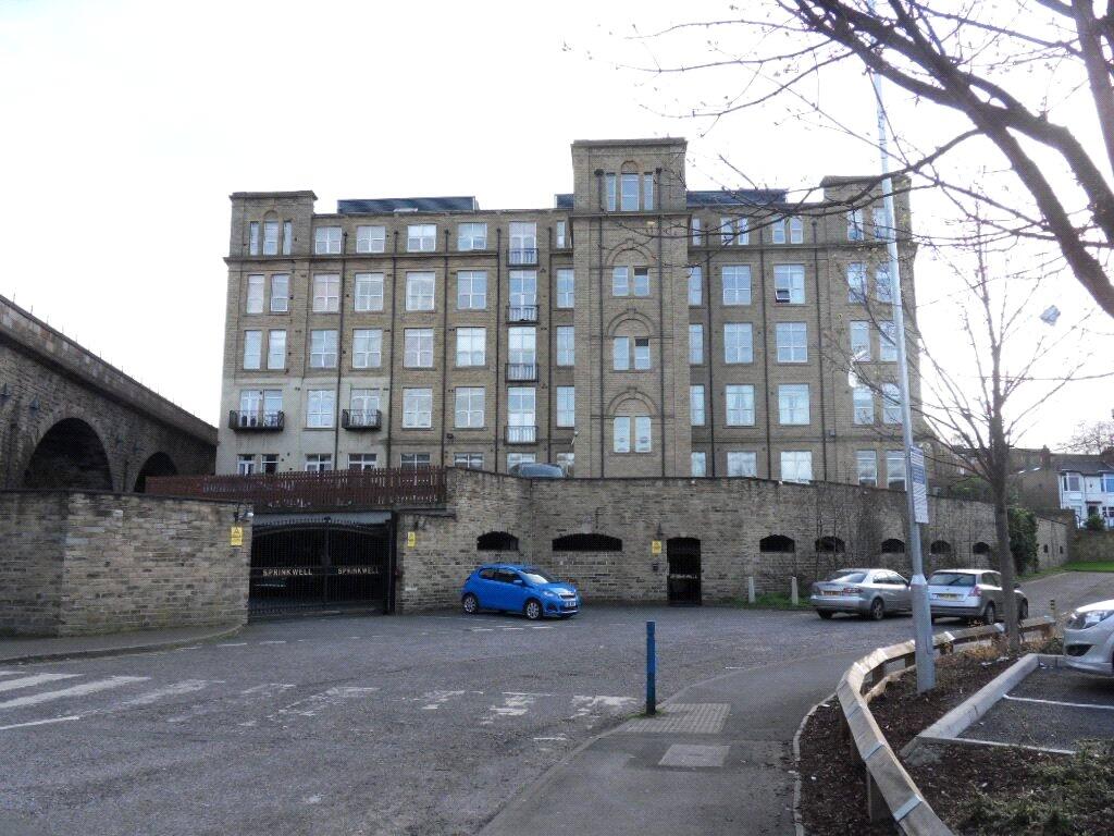 Main image of property: Bradford Road, Dewsbury, West Yorkshire, WF13