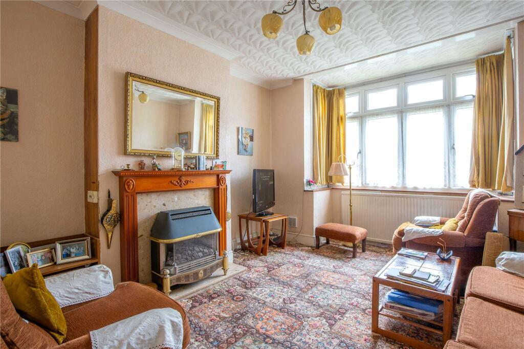 Additional property image - Bedford Crescent, Bristol, BS7