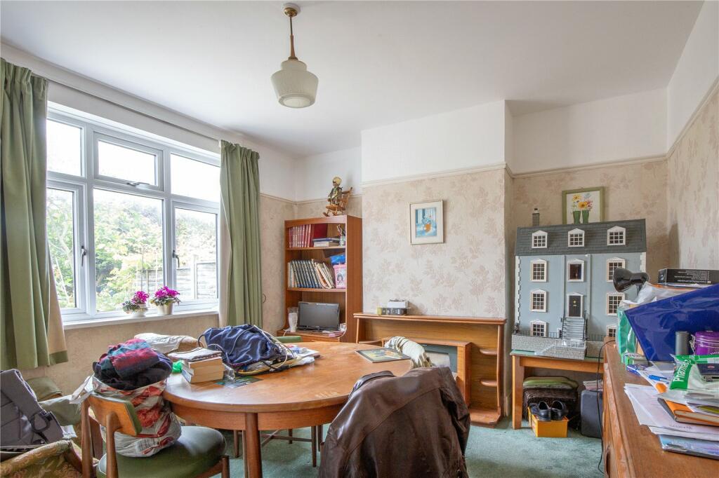 Additional property image - Bedford Crescent, Bristol, BS7