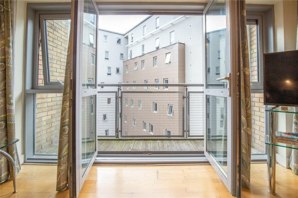 Additional property image - Montague Street, Bristol, BS2