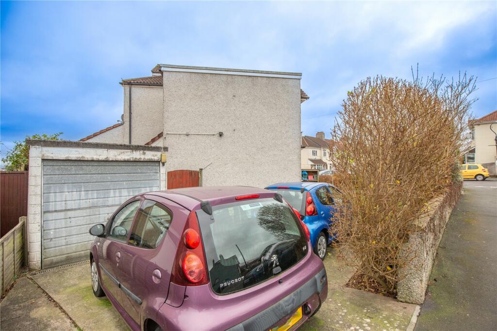 Additional property image - Reynolds Walk, Bristol, BS7