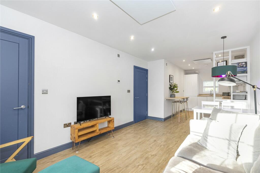 Additional property image - Conygre Road, Filton, Bristol, South Gloucestershire, BS34