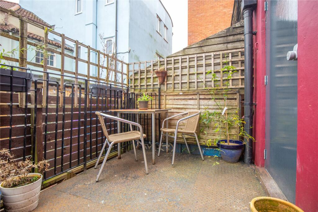 Additional property image - Picton Lane, Bristol, BS6