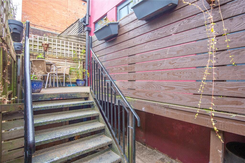Additional property image - Picton Lane, Bristol, BS6