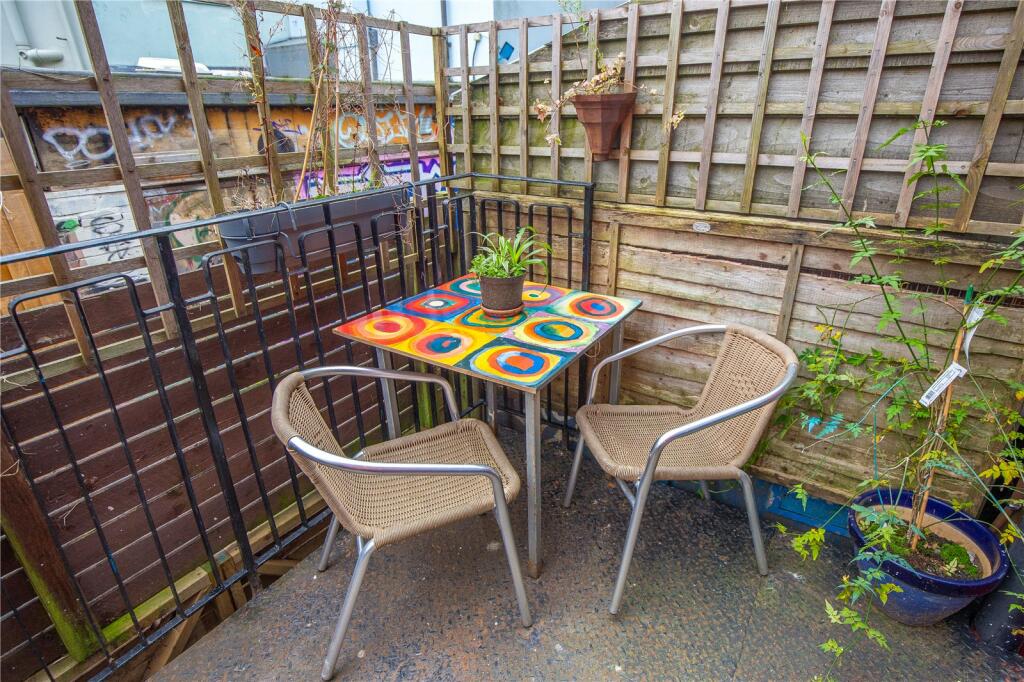 Additional property image - Picton Lane, Bristol, BS6