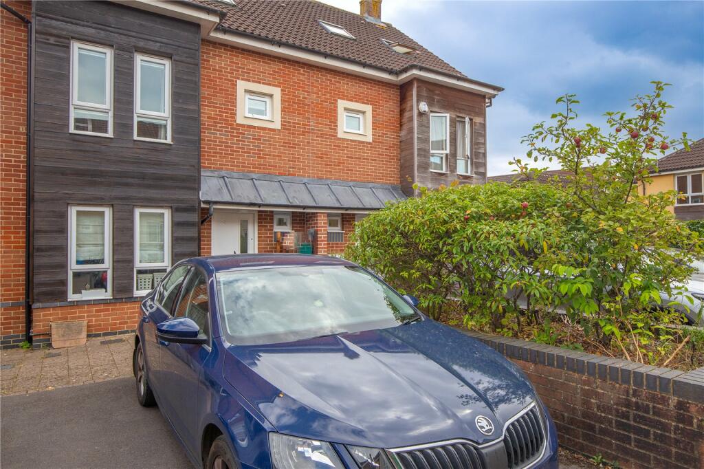 Additional property image - Harwood Square, Bristol, BS7