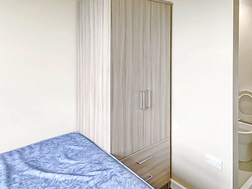 Additional property image - Stokes Croft, Bristol, BS1