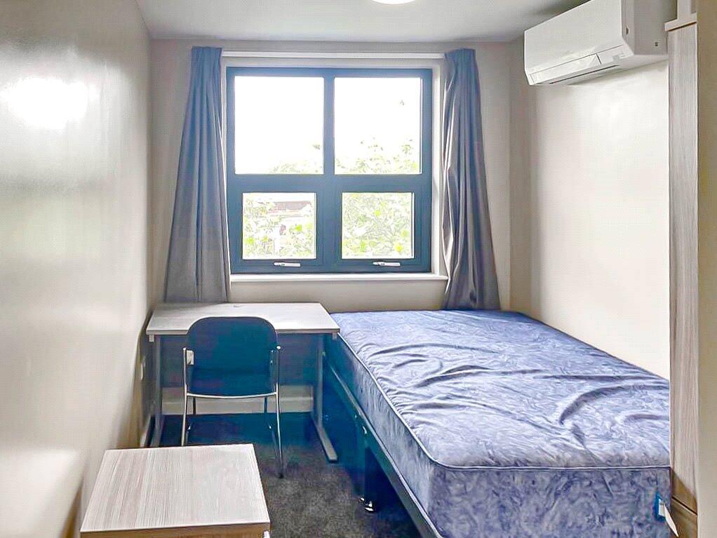 Additional property image - Stokes Croft, Bristol, BS1