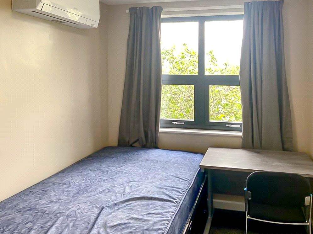 Additional property image - Stokes Croft, Bristol, BS1