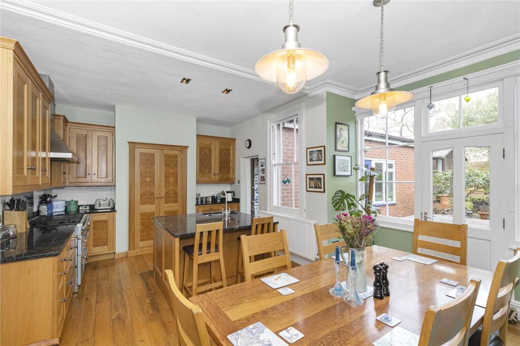 Additional property image - Morley Square, Bristol, BS7