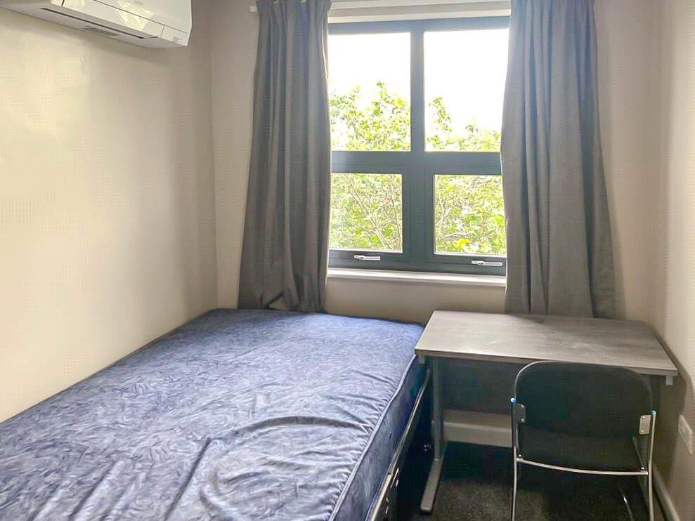 Additional property image - Stokes Croft, Bristol, BS1