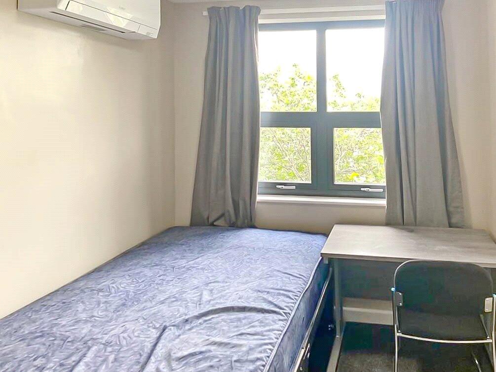 Additional property image - Stokes Croft, Bristol, BS1
