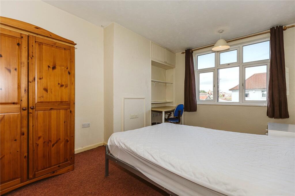 Additional property image - Bridge Walk, Lockleaze, Bristol, BS7