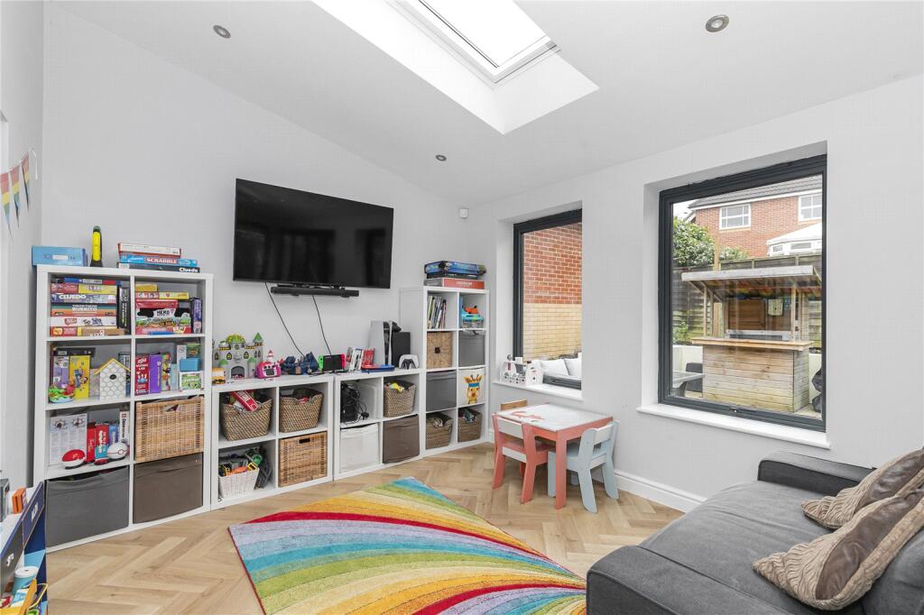 Additional property image - Pitlochry Close, Bristol, BS7