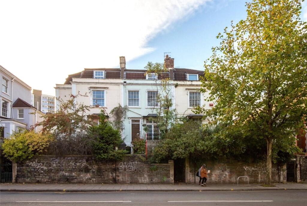 Main image of property: Cheltenham Road, Cotham, Bristol, BS6