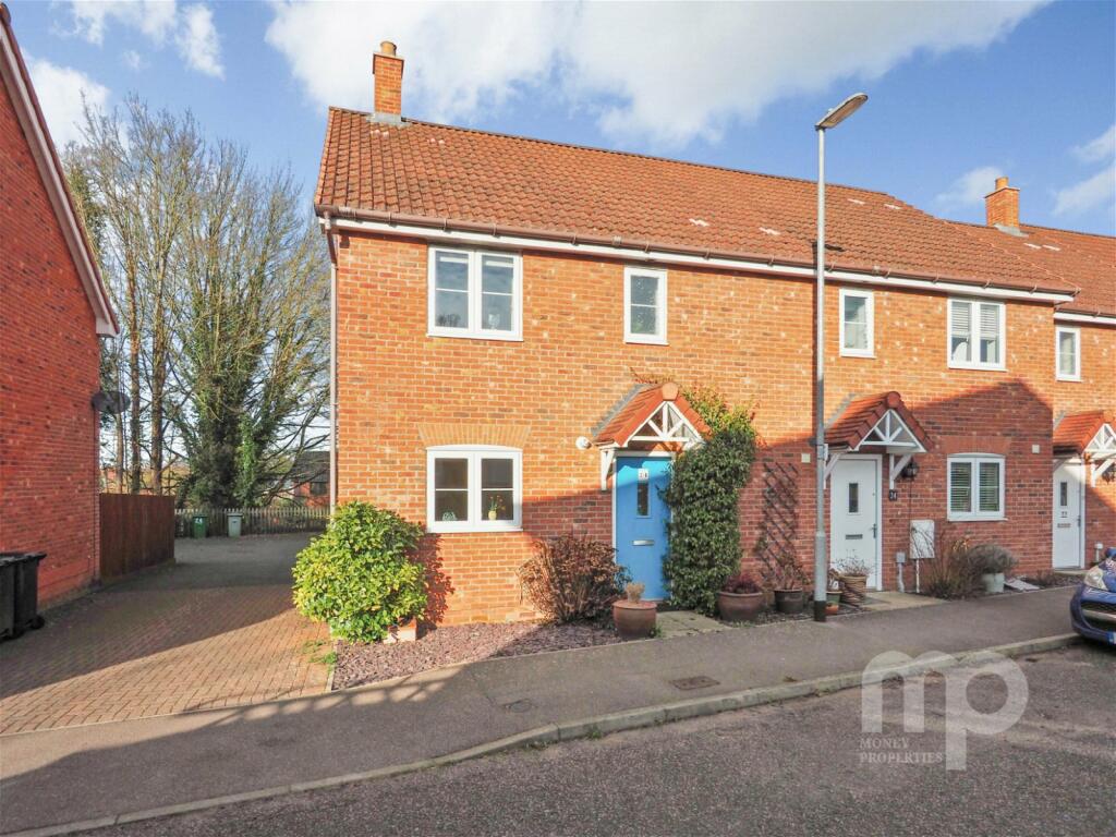 3 bedroom end of terrace house for sale in Exige Way, Wymondham, NR18