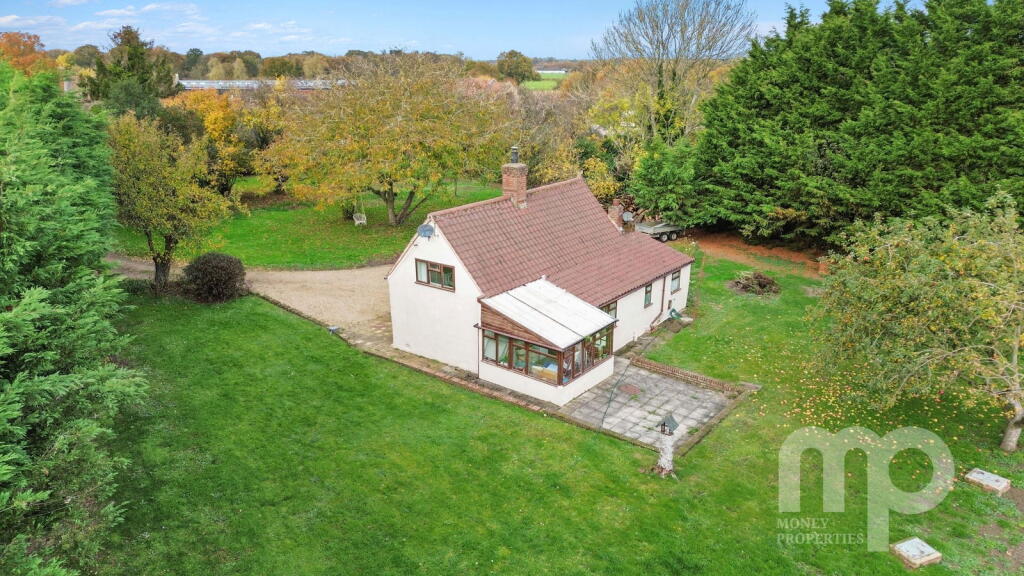 Main image of property: Rose Cottage, Norwich Common, Wymondham, Norfolk. NR18 0SP