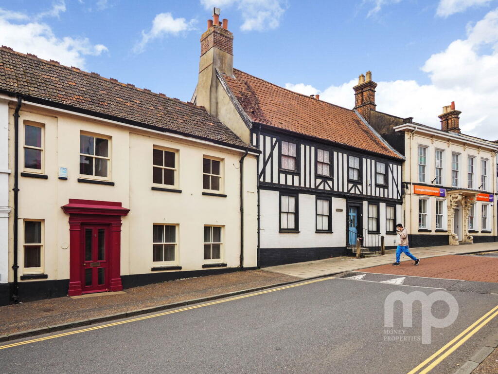 Main image of property: 4 Fairland Street, Wymondham, Norfolk, NR18 0AN