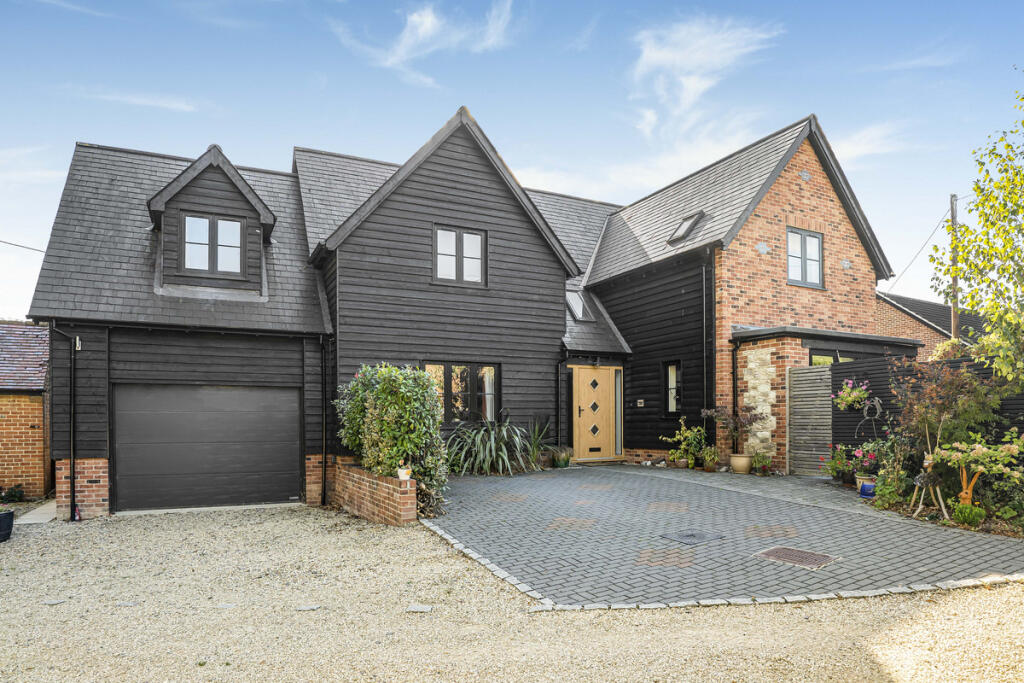 Main image of property: High Street, Harwell, OX11