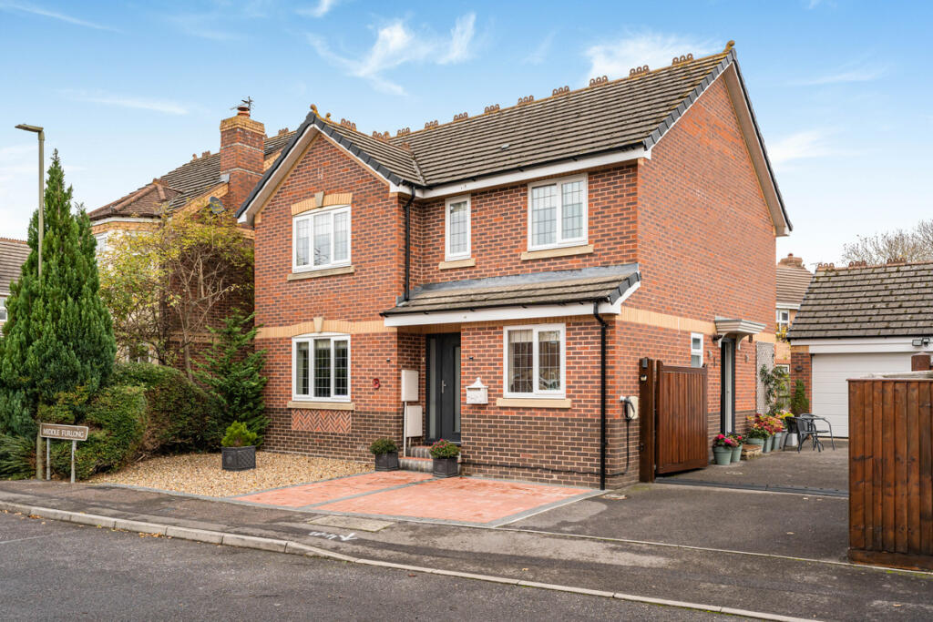 Main image of property: Middle Furlong, Didcot, OX11