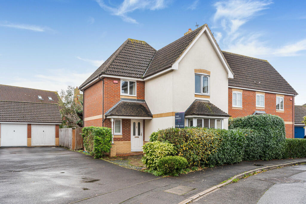 Main image of property: Chinnock Brook, Didcot, OX11