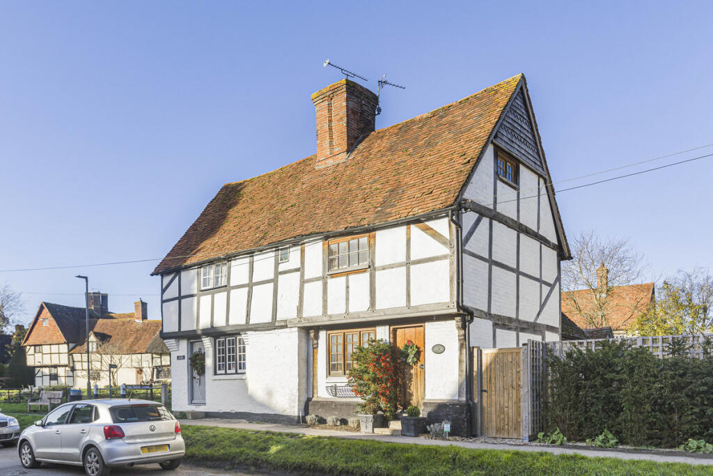 Main image of property: Bramley Cottage, East Hagbourne, OX11