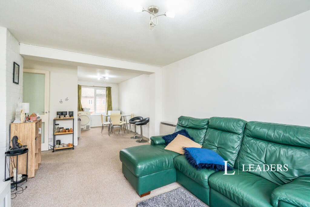 Main image of property: Bayton Court, Velyn Avenue, Chichester, PO19