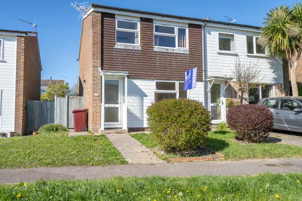 3 bedroom semidetached house for rent in Little Breach, Chichester, PO19