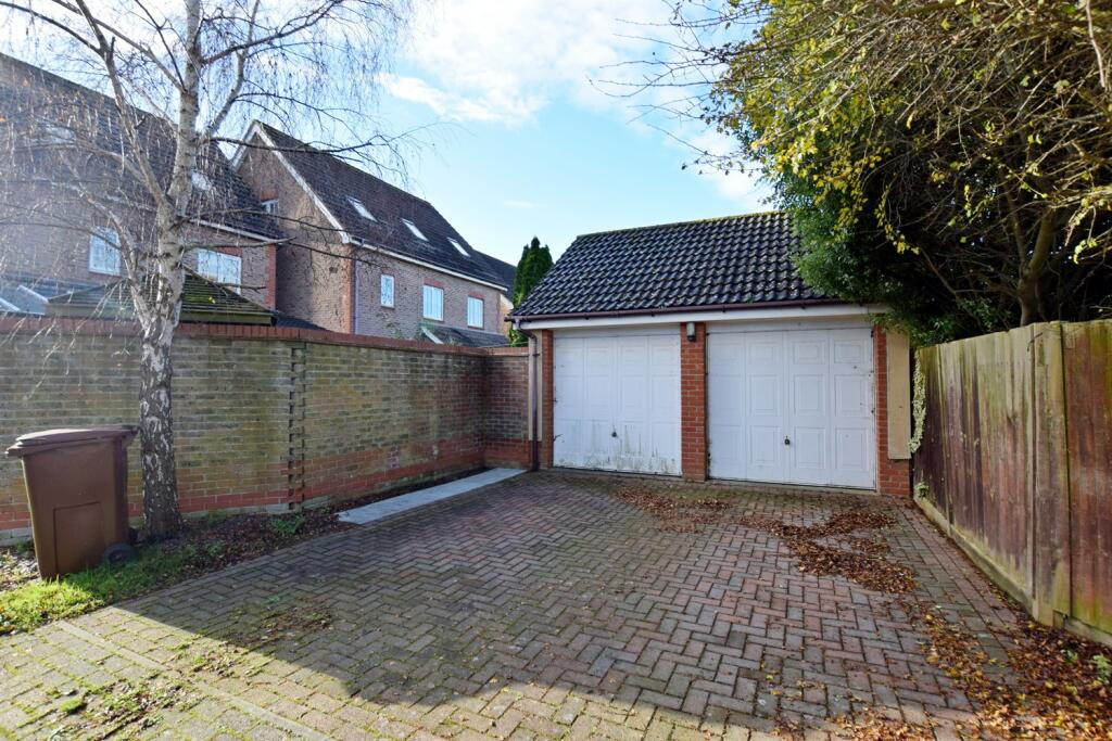 Additional property image - Cropthorne Drive, Climping, Littlehampton, BN17
