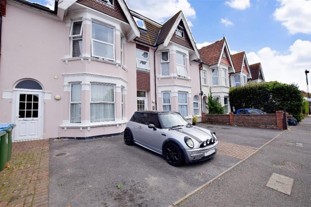 Main image of property: Glencathara House, 14-16 Glencathara Road, Bognor Regis, PO21