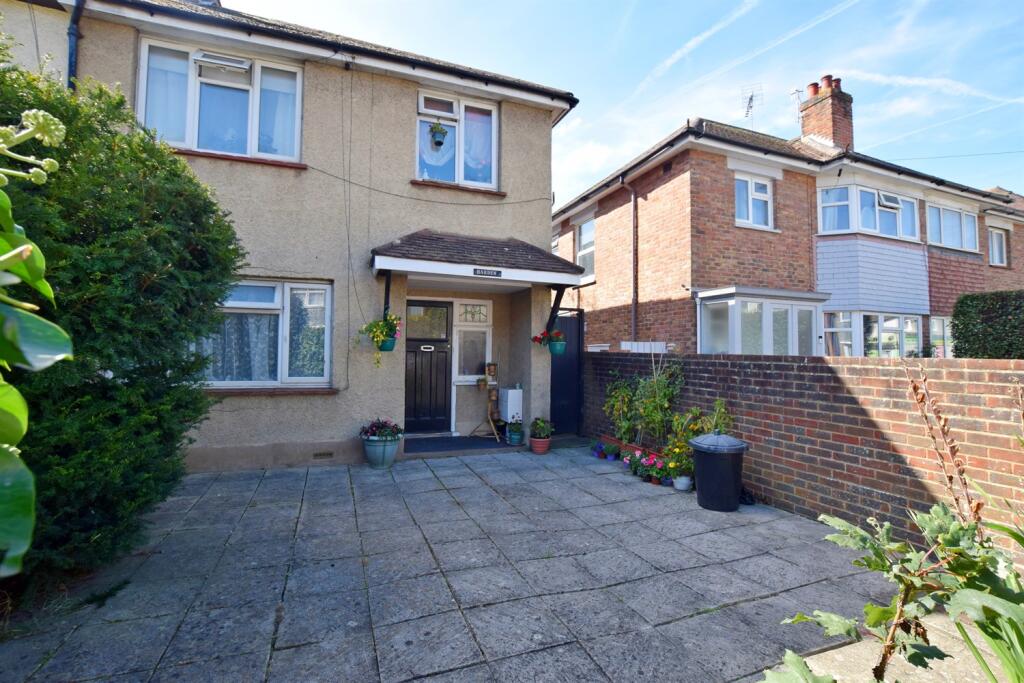 Main image of property: Lyon Street, Bognor Regis, PO21