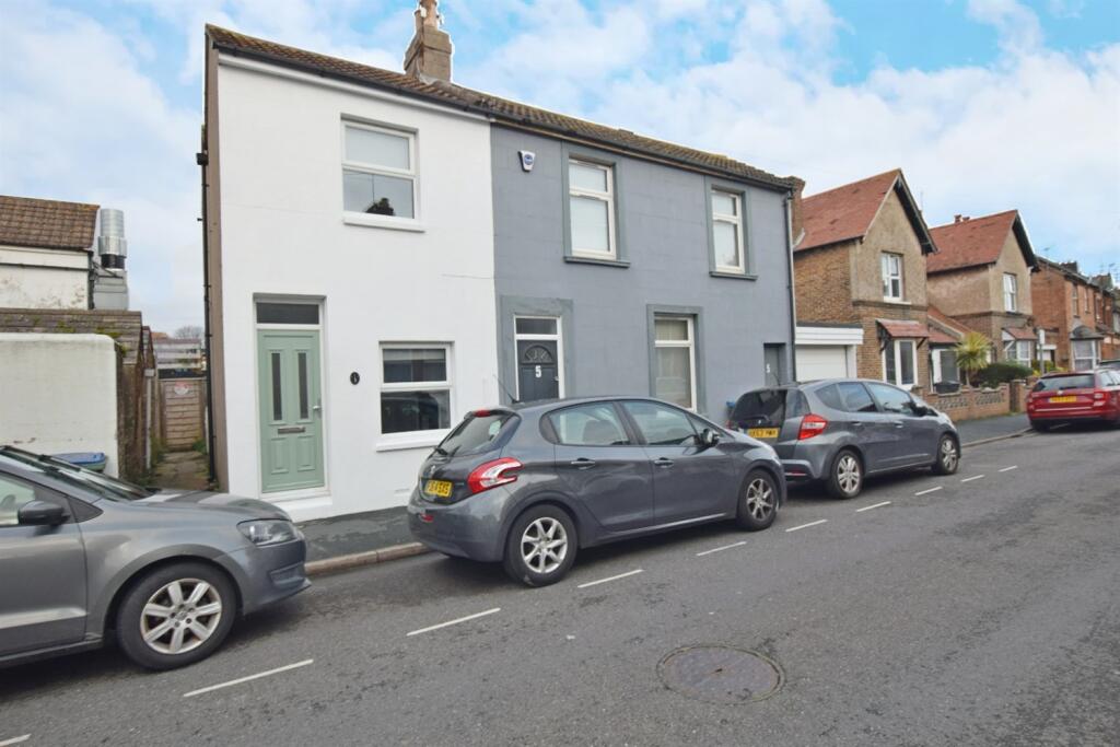 Main image of property: William Street, Bognor Regis, PO21