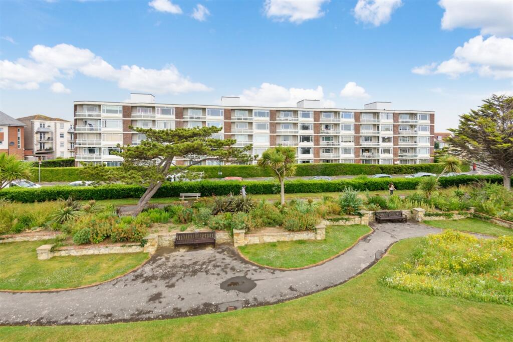 Main image of property: Marine Park, Nyewood Lane, Bognor Regis, PO21