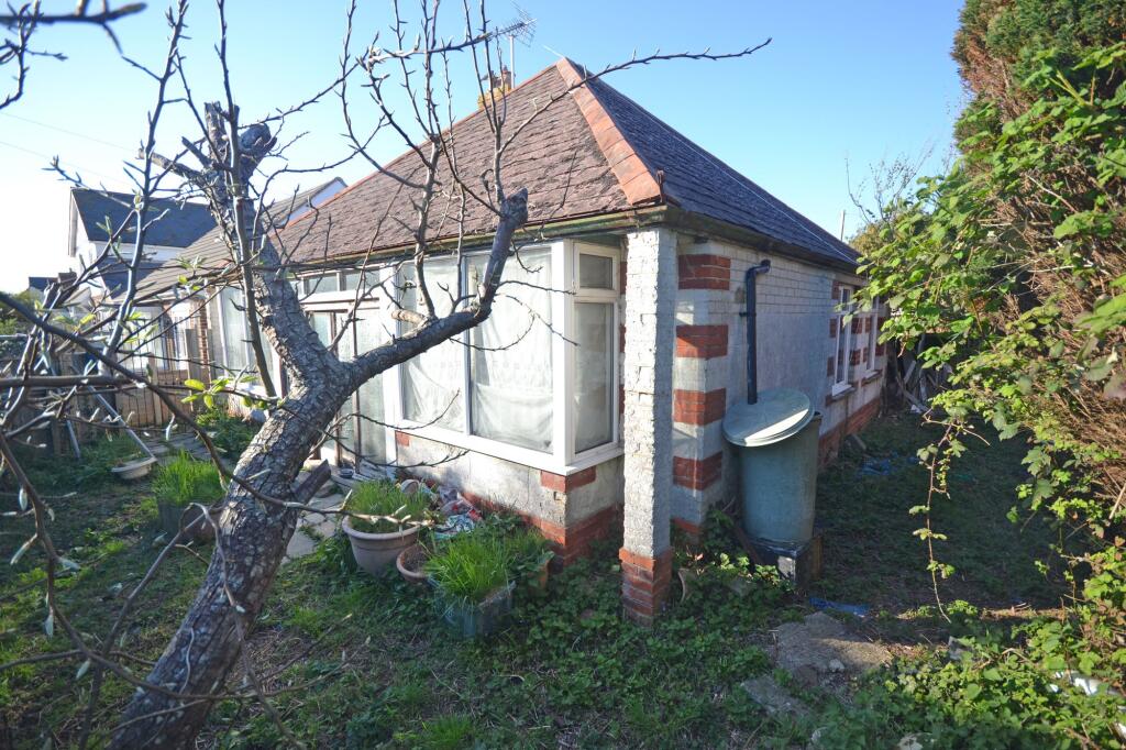 Main image of property: Elm Grove, Selsey, PO20