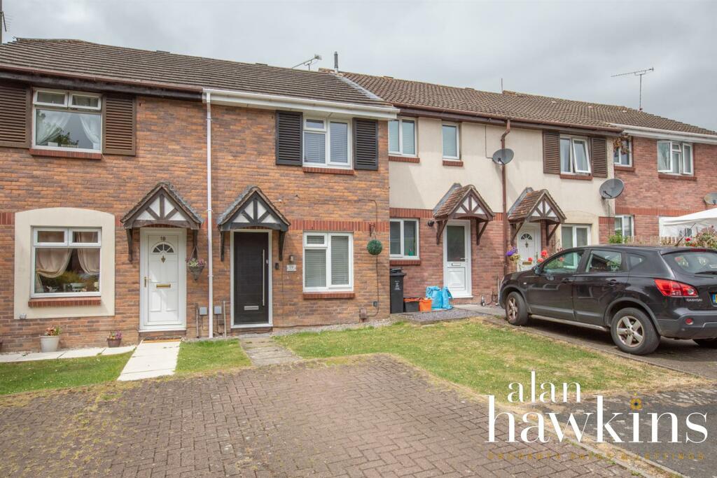 2 bedroom terraced house for sale in Rye Close, Middleleaze, Swindon