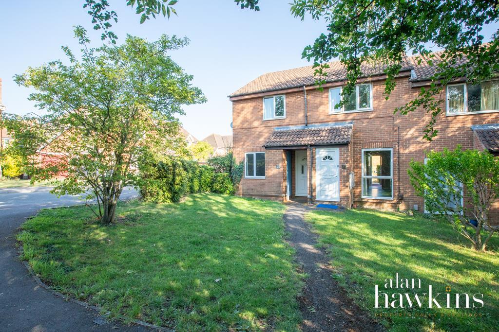 Main image of property: Farne Way, Royal Wootton Bassett SN4 8