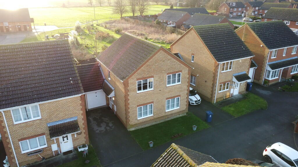 4 bedroom detached house for sale in Drovers Close, Ramsey Mereside, PE26