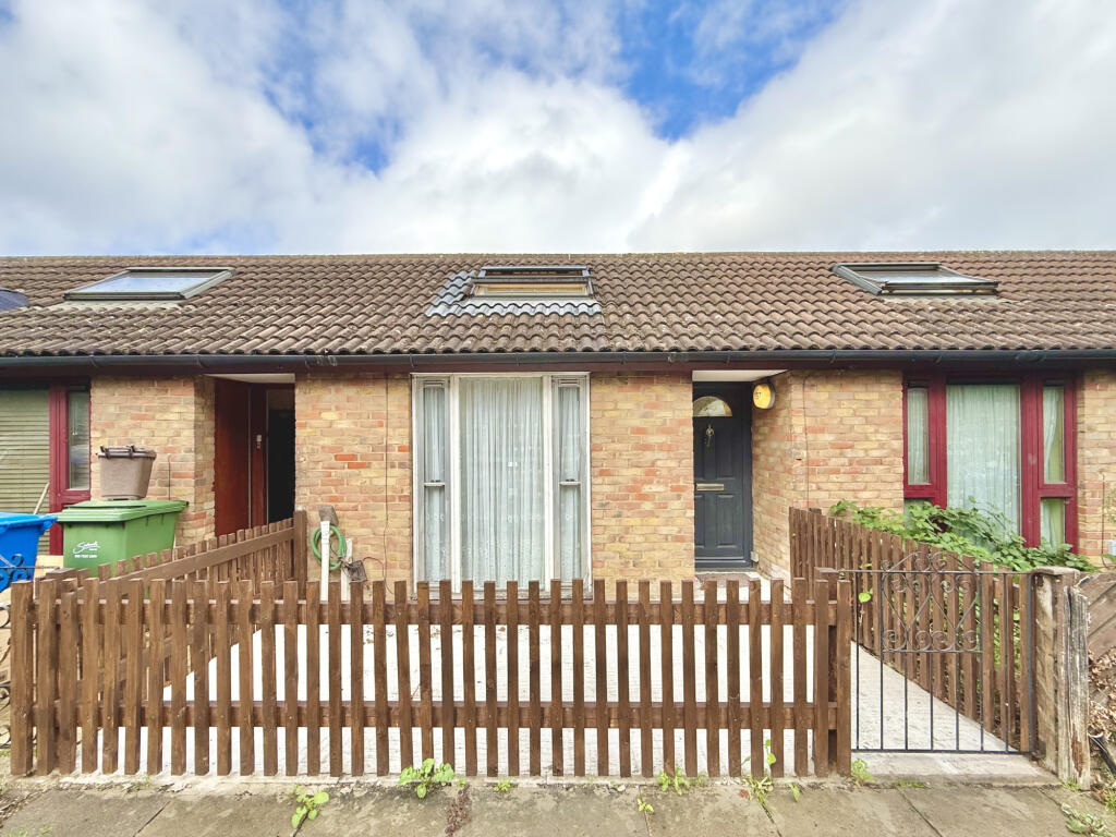 Main image of property: Linden Grove, London , SE15