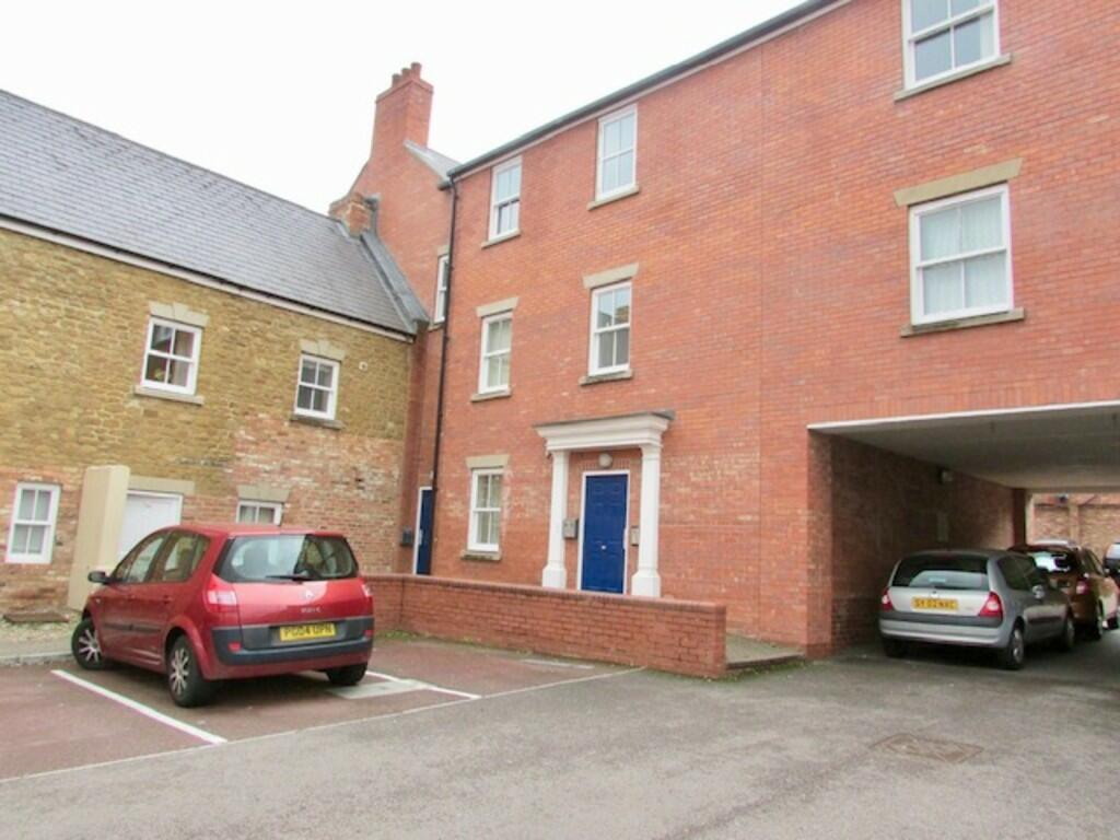 2 bedroom flat for sale in Peoples Place, Banbury, OX16