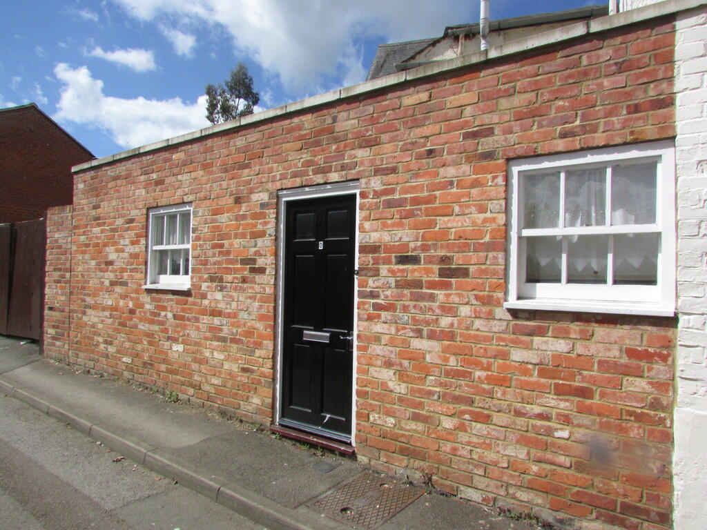 Main image of property: Crouch Street, Banbury